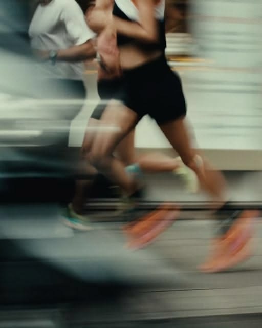 メイクしたまま運動して大丈夫？ピラティス・ジムで崩れにくいメイクのコツ